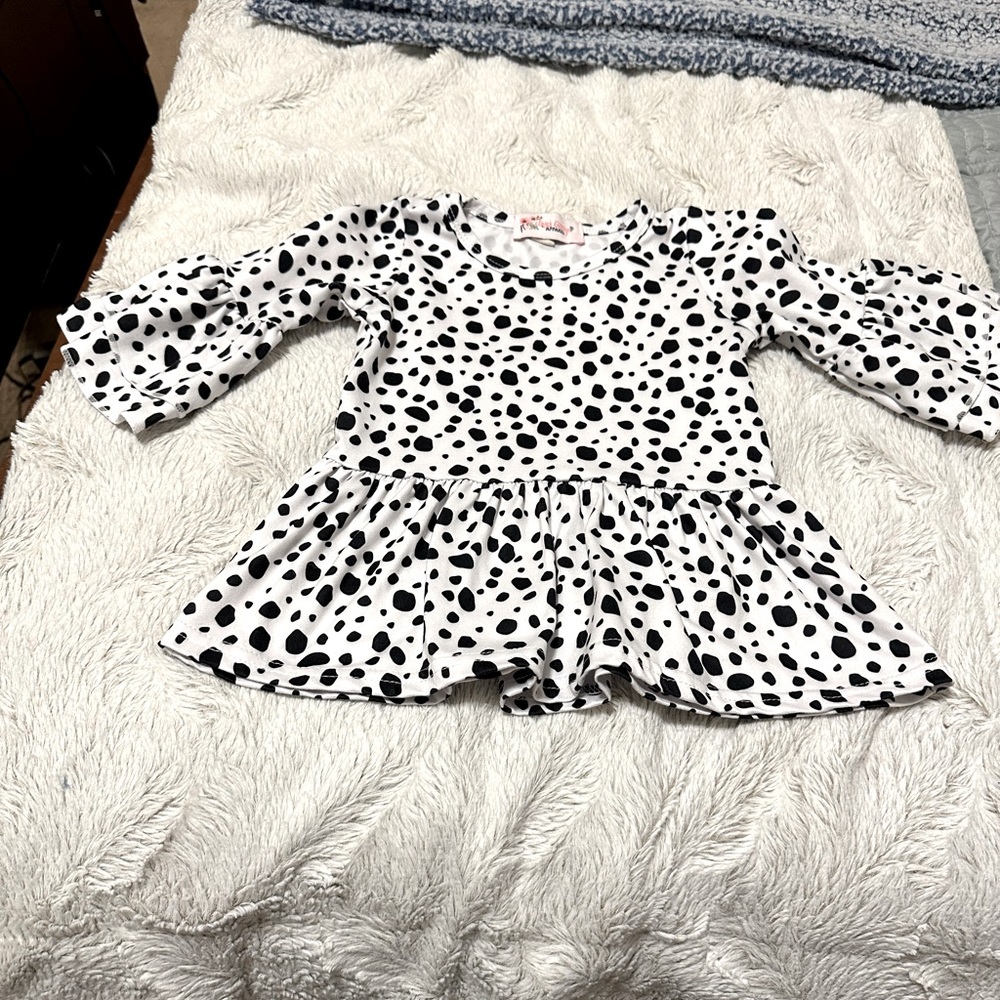 Clover Cottage Apparel baby dress size 12-24 months belle sleeves cotton spandex